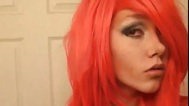 Szőke hajú perverz cigány pornó videók bombázó, mély torok kemény kakas eladó a piacon