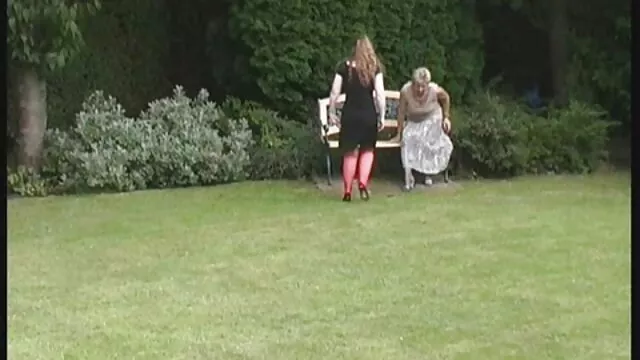 A pajkos mostohalányt, Tiffany Watsont a ingyen nezheto szexfilmek kanos mostohapapa szarja meg a dögös POV klipben