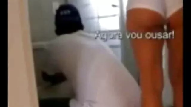 Csúnya barna Heidi forró szopást ad és kakason lovagol szex es porno videok
