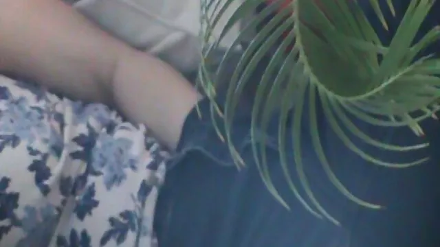 Harisnyát viselő barna dögös szar és porno videok ingyen baszik húsos kakas