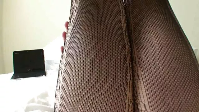 A bájos menyecske Lisa Ann szexi videok úgy dug, mint senki