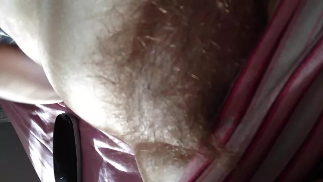 A busty ingyen porno videok ázsiai csaj, Lana Violet keményen megütközik fordított cowgirl pózban
