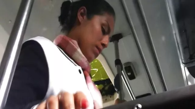 Busty nyálas szex pot kap büdös száját duplán piszkálják érett szexfilmek