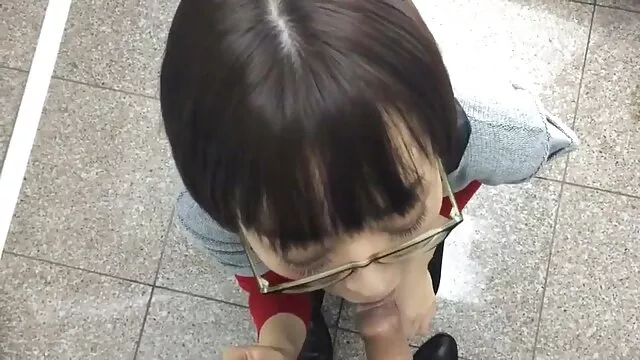A szexre kiéhezett tini Jada Doll kemény és nagy ingyenes online szexfilmek faszra vágyik idősebb edzője után