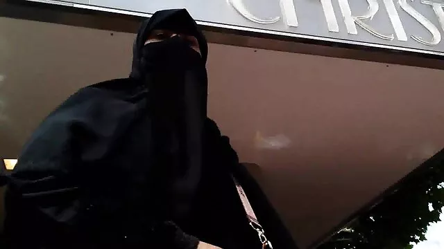 Hamis ingyen szex videók cici barna Heather Vahn simogatja és nyalja GF punciját és végbélnyílását